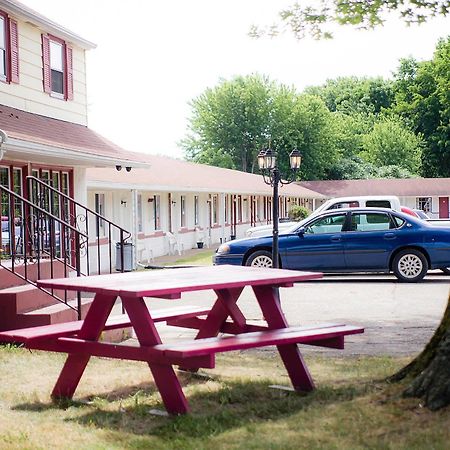 Steelhead Inn Erie Kültér fotó