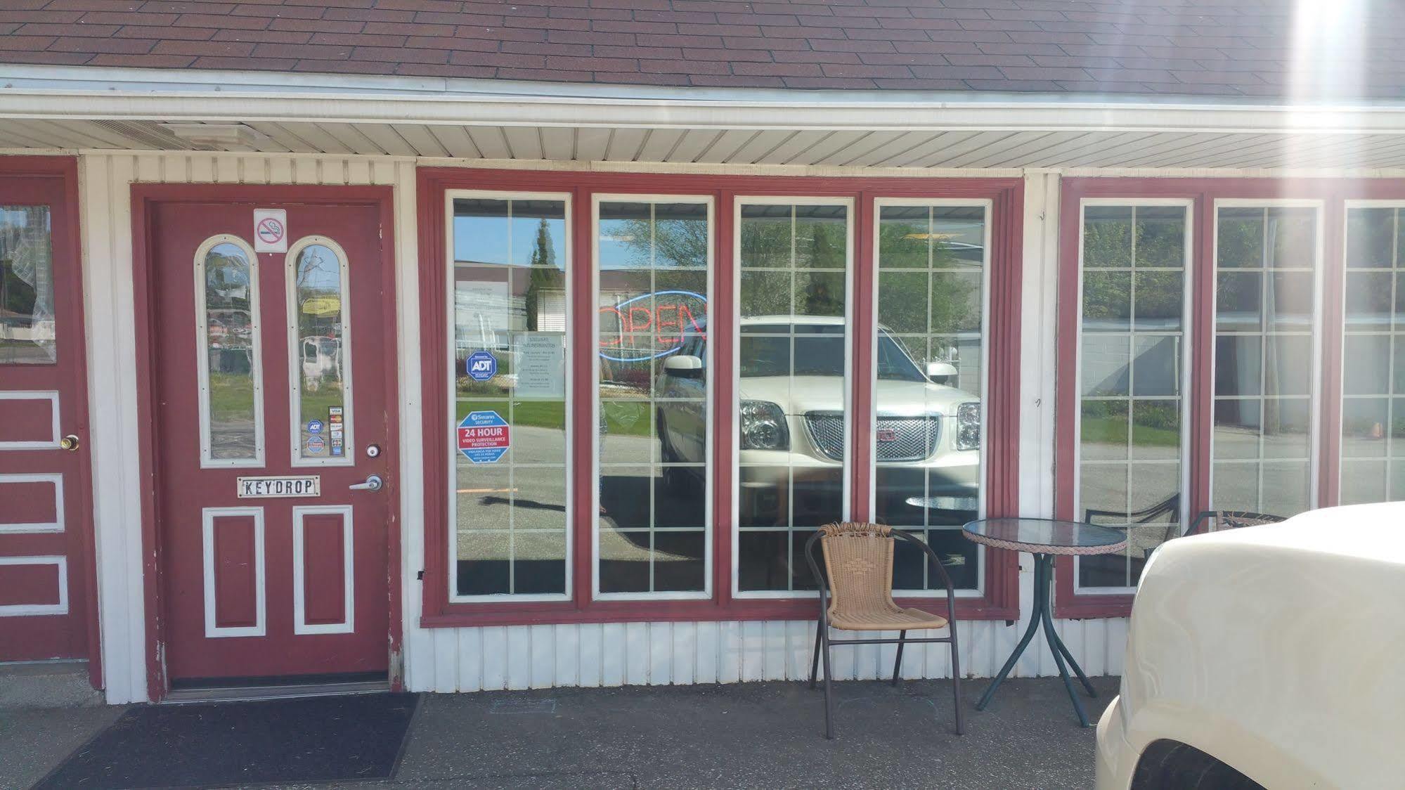 Steelhead Inn Erie Kültér fotó